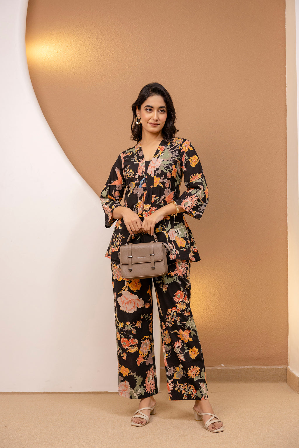 Kaari Phool Co-ord Set