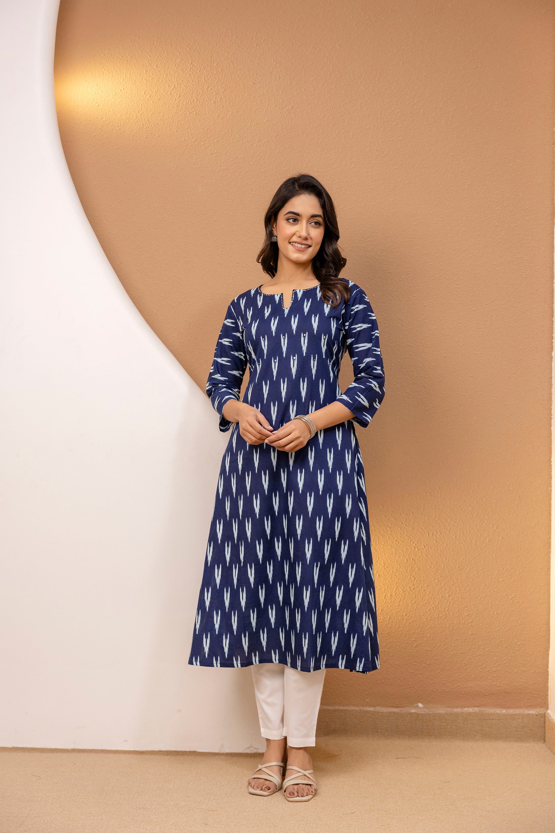 Neelamrit Kurti Set