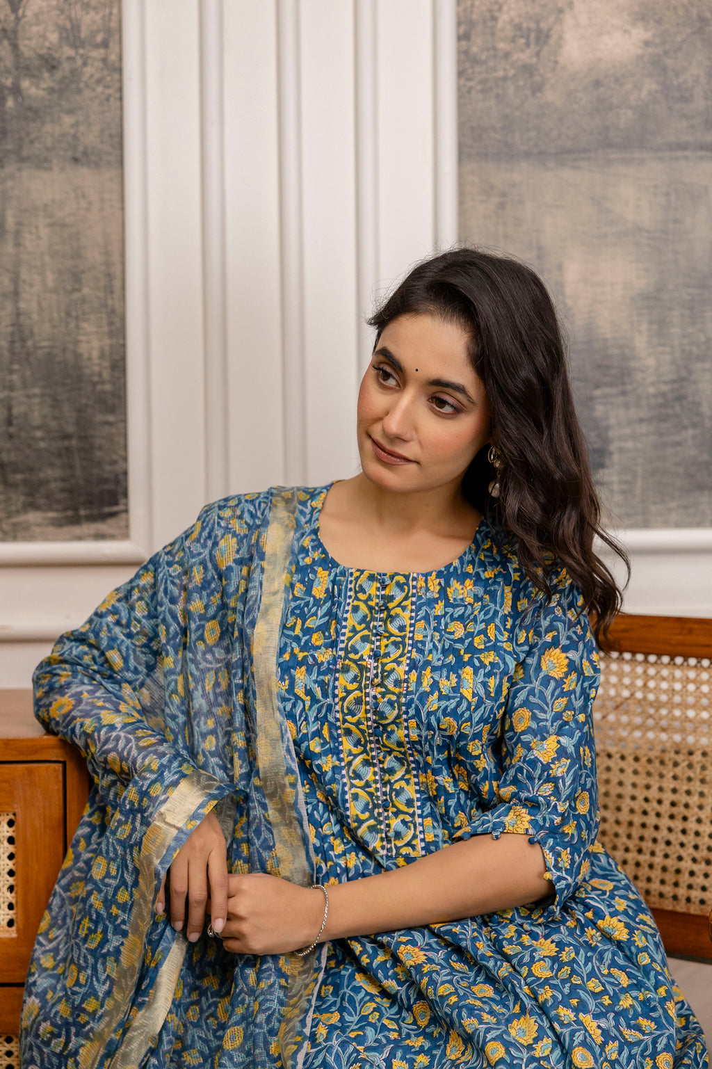 Mehka Neel Kurta Set