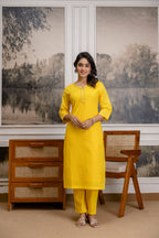 Sunehri Gul Kurta Set